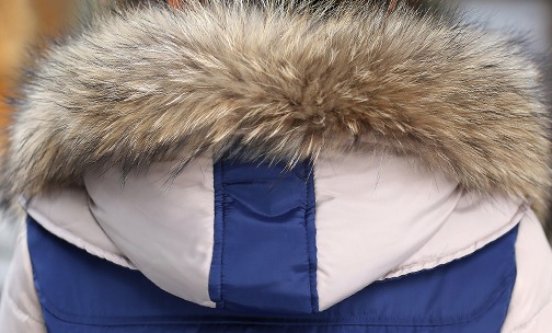 PreOrderคนอ้วน - เสื้อโค้ทไซส์ใหญ่ ผ้าร่มบุนวม ขนเฟอร์ สี : ดำเบจ / น้ำเงินเบจ