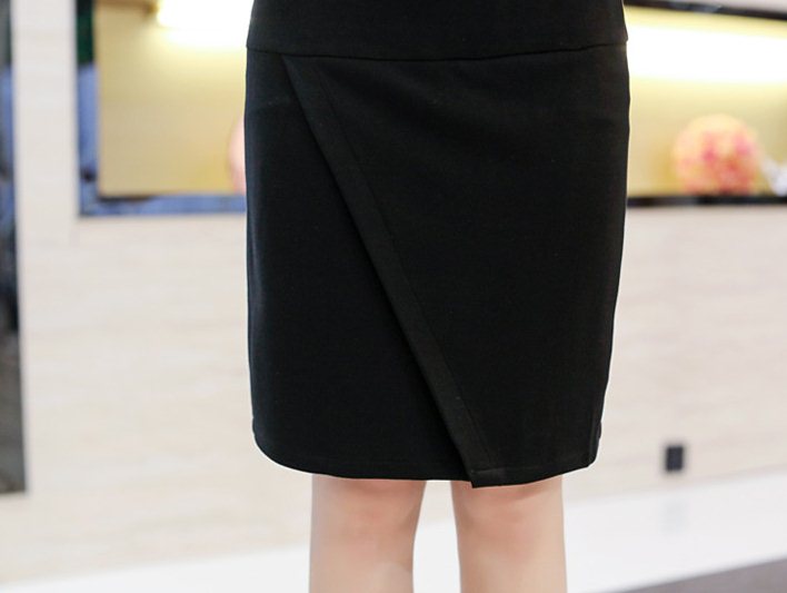 ##พร้อมส่ง## - เซตคู่ เสื้อ กระโปรง สไตล์ยุโรบ เสื้อยืดลายม้าลายดำ กระโปรงสั้นสีดำพอดี