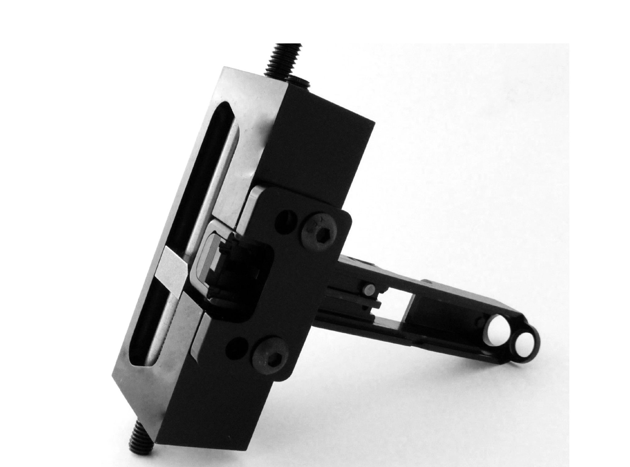 อุปกรณ์ถอดศูนย์ปืนสั้น