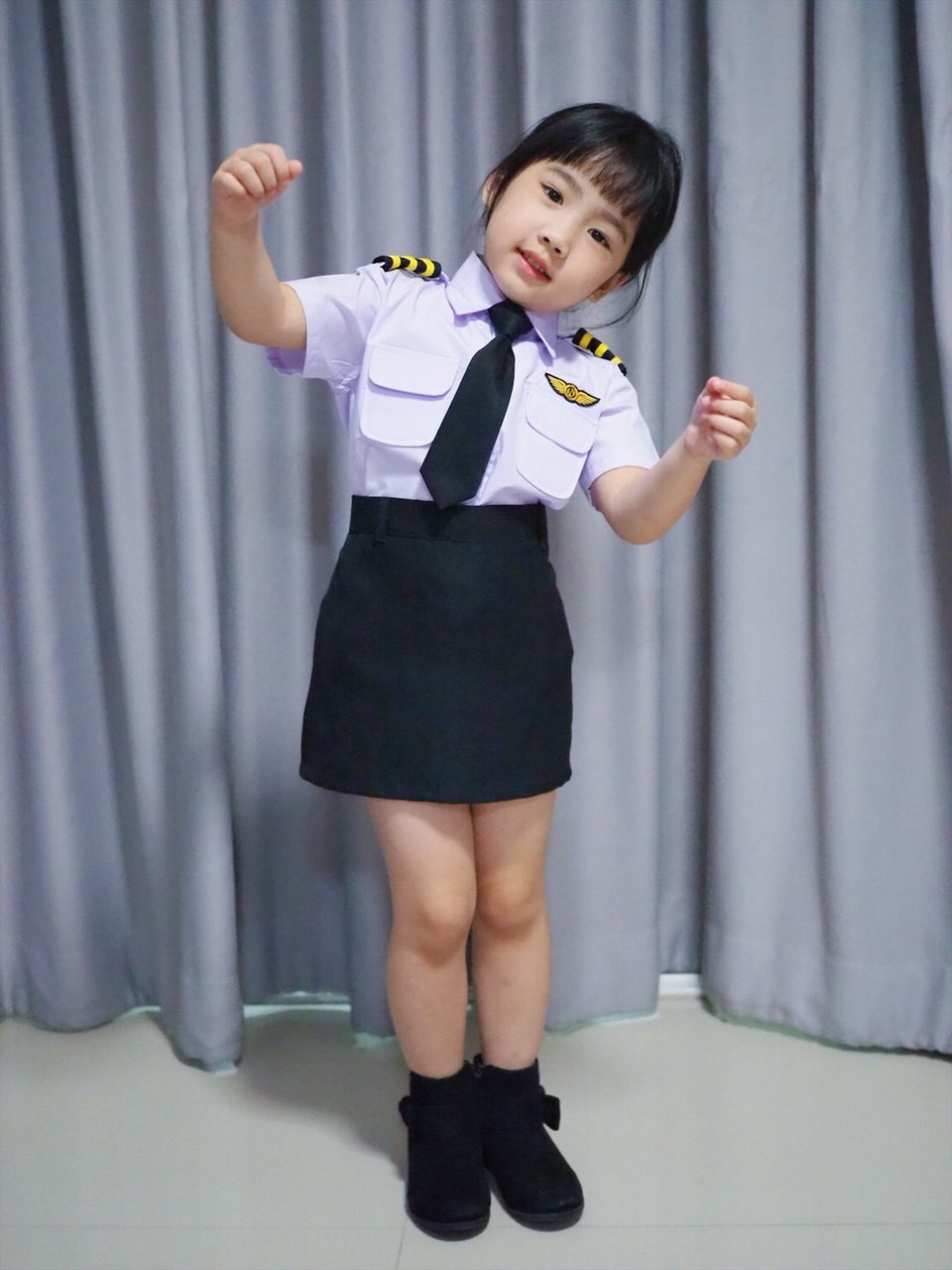 ชุดนักบินชุดอาชีพในฝันสำหรับเด็ก(หญิง)