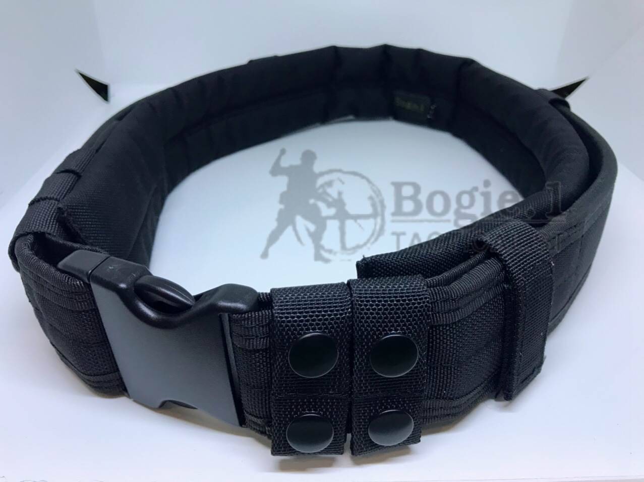 เข็มขัดสนาม บุนวม