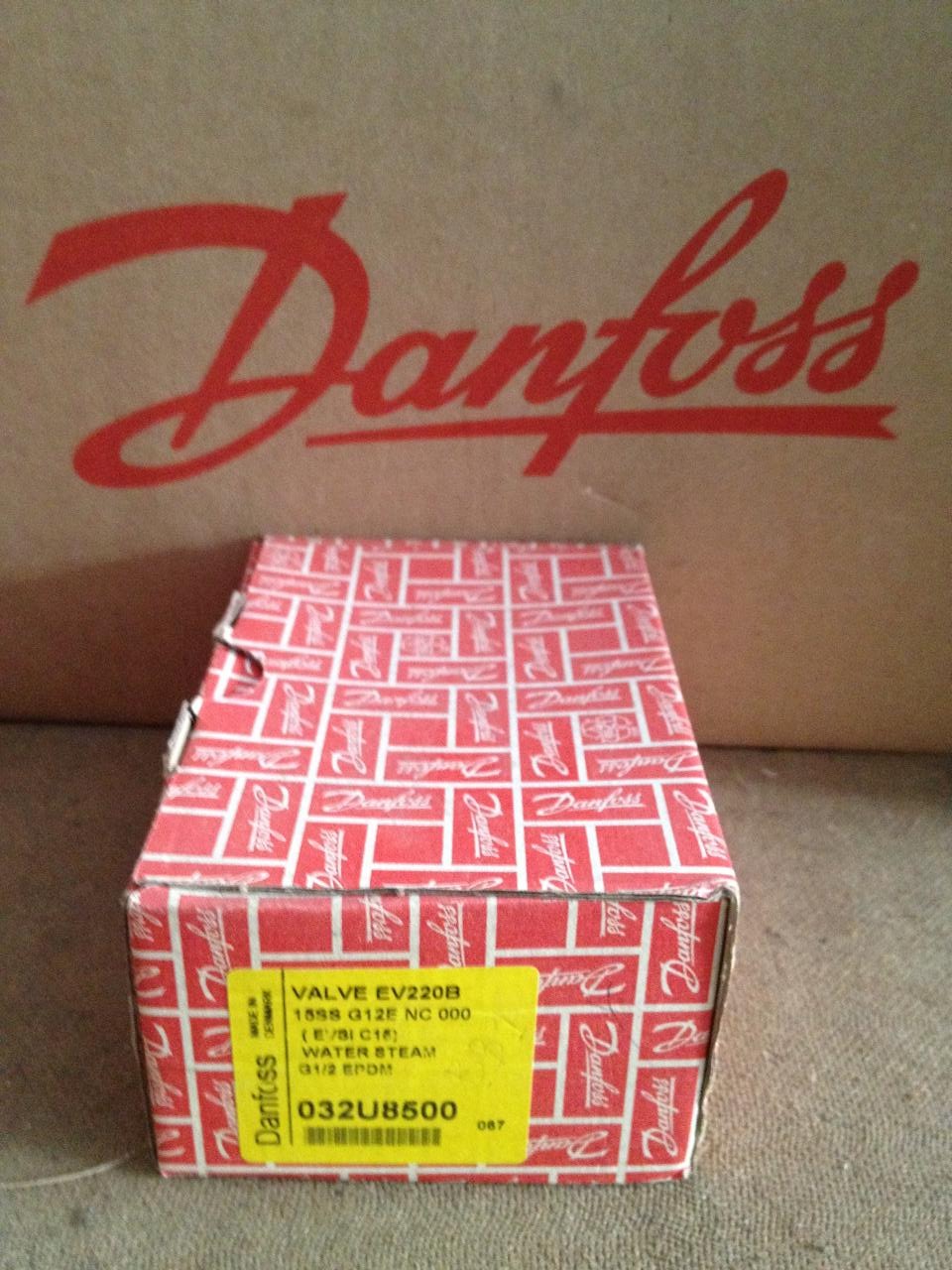 Solenoid valve EV220B 032U8500