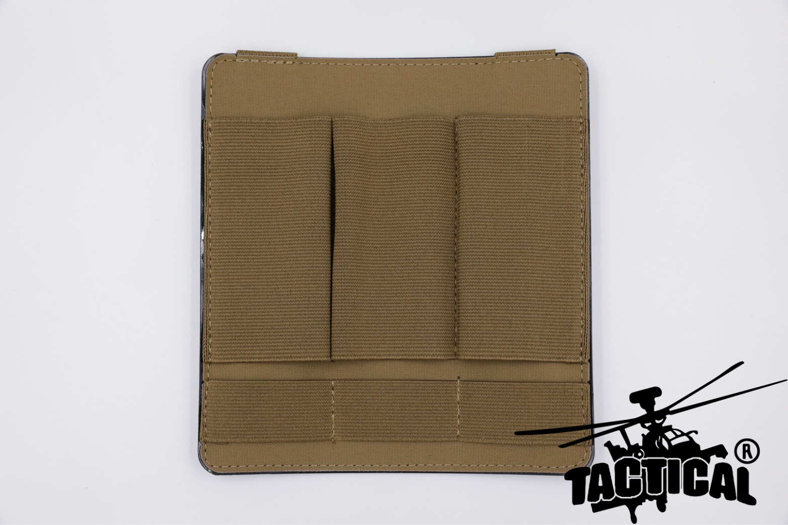 เพ้าผ้าใส่สายห้ามเลือด และกรรไกรสนาม แบบเปลือย สำเนา