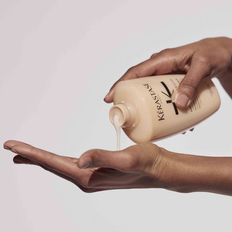 Kerastase Curl Manifesto Bain Hydratation Douceur แชมพู เคเรสตาส เคิร์ล มานิดฟสโค เบน ไฮดราเทชั่น ดูซเซอร์ 250ml สำหรับผมดัดหยกศกธรรมชาติ