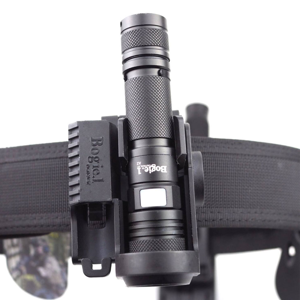 ซองไฟฉาย + ที่ใส่ถ่าน โบกี้วัน (ราคาไม่รวมไฟฉาย)