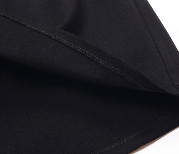 ##พร้อมส่ง## - เซตคู่ เสื้อ กระโปรง สไตล์ยุโรบ เสื้อยืดลายม้าลายดำ กระโปรงสั้นสีดำพอดี