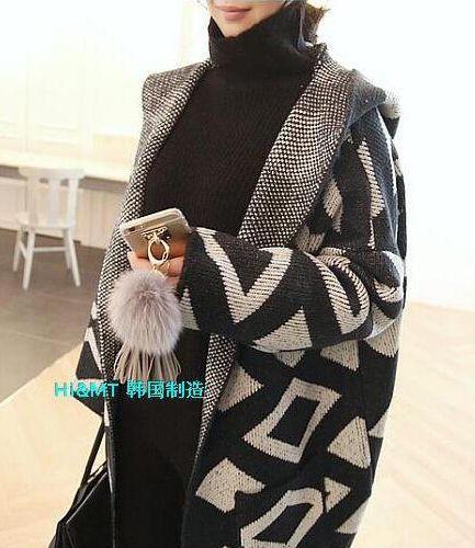 PreOrderเสื้อผ้าคนอ้วน - เสื้อกันหนาวคนอ้วน ไซส์ใหญ่ เสื้อคลุมไหมพรมตัวยาว มีHood สี : ดำ / ชมพู