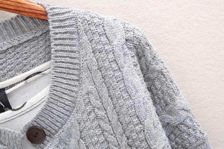 PreOrderไซส์ใหญ่ - เสื้อกันหนาวไซส์ใหญ่ คนอ้วน เสื้อไหมพรม กระดุมหน้า สไตล์เกาหลี มีไซส์เดียว (ไม่รวมเสื้อตัวใน) สี : น้ำเงิน / เทา / เบจ / ม่วง