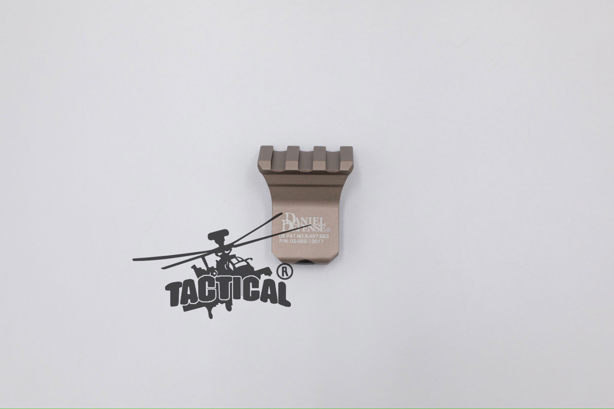 รางเฉียง 45 องศา (Daniel Defense)