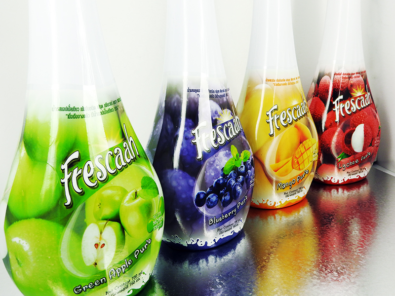น้ำผลไม้ชนิดเข้มข้น ตราเฟรชก้า ขนาด750 ml. แต่งกลิ่นเลียนแบบธรรมชาติ เจือจางแล้ว มีน้ำผลไม้ 15 %
