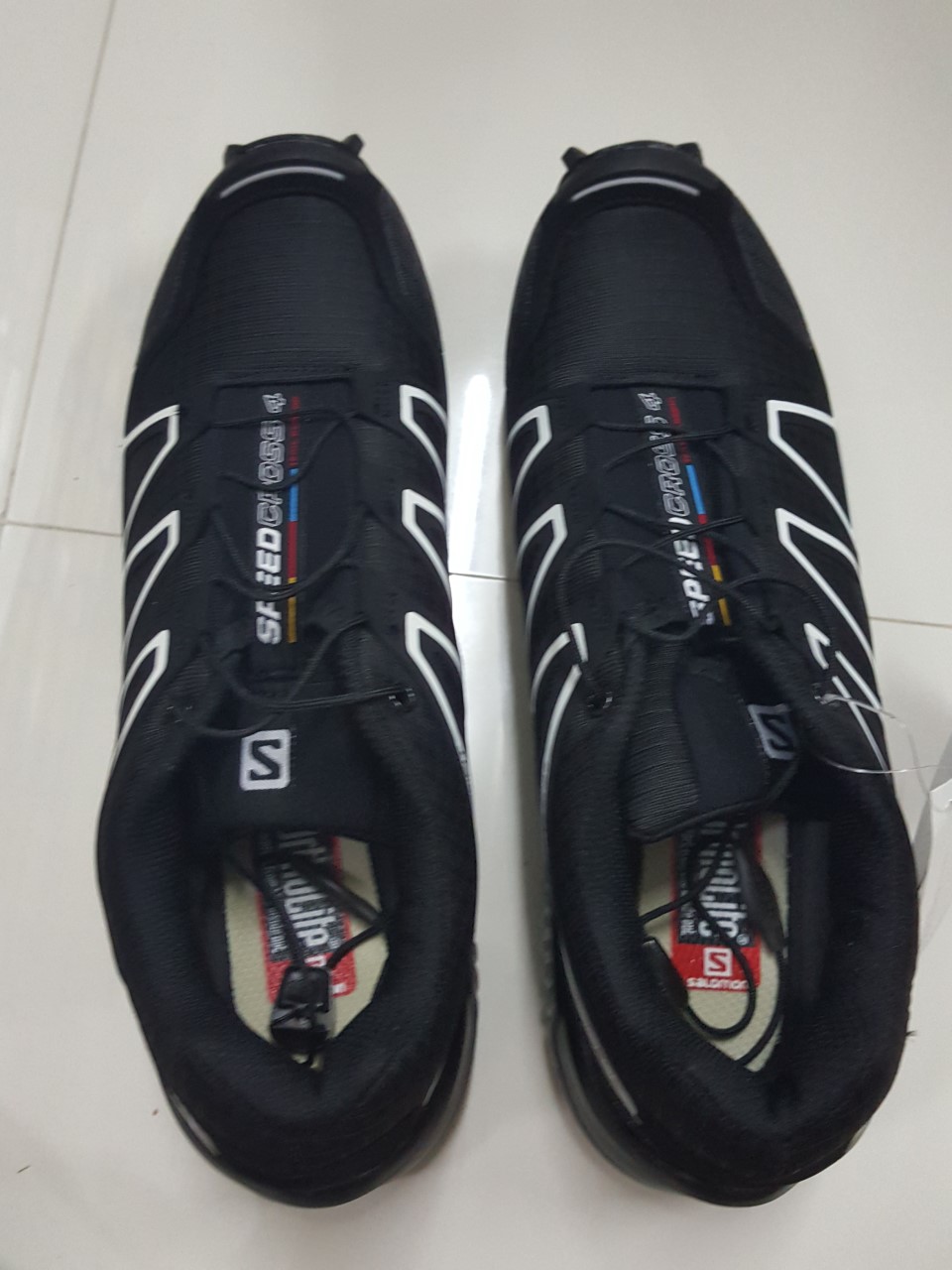 รองเท้า Salomon Gen 4
