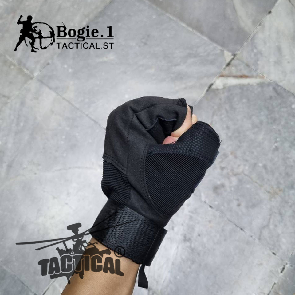 ถุงมือสนับแข็ง ครึ่งนิ้ว Bogie.1