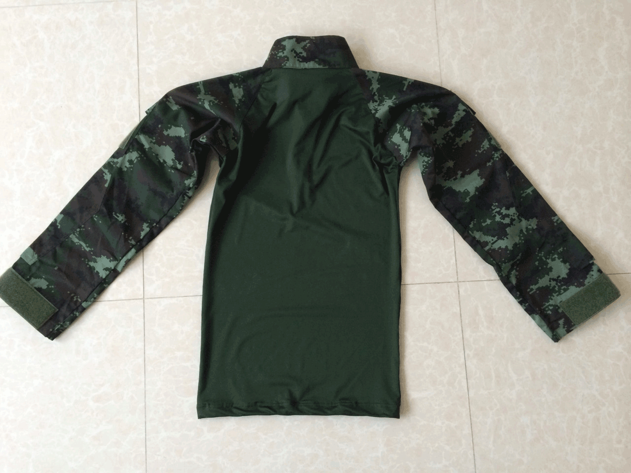 เสื้อ Combat Shirt ดิจิตอลทบ. กลางเขียว
