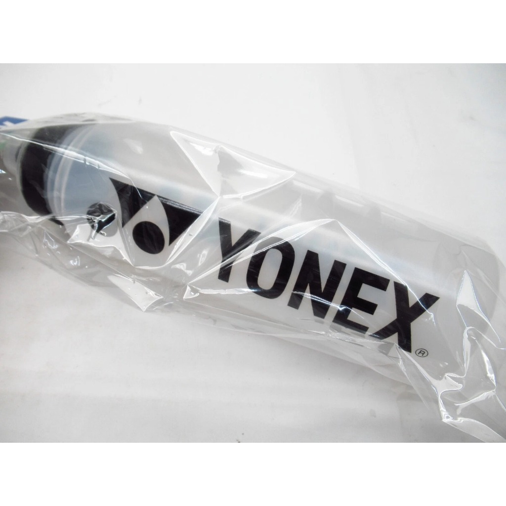 YONEX Accessories Sports Bottle 3 AC590 Black(007) ขวดน้ำดื่ม โยเน็กซ์ ขนาด 1 ลิตร ลายโลโก้ จาก YONEX ญี่ปุ่น 🇯🇵
