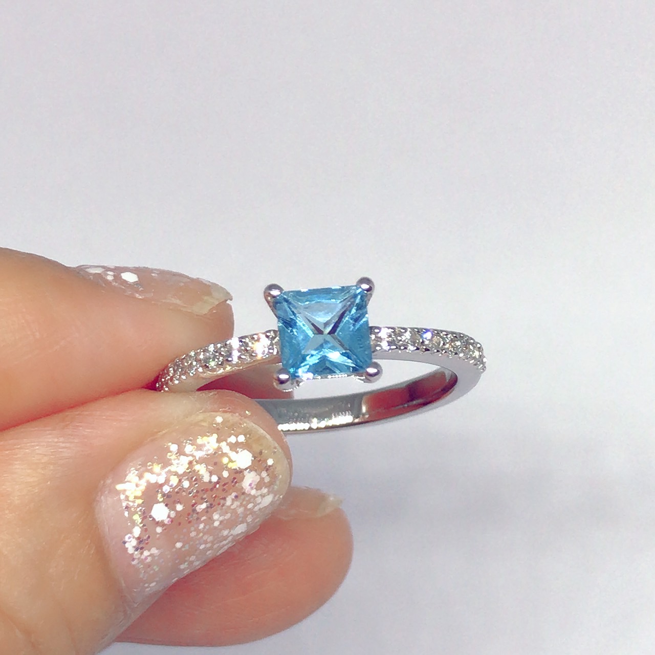 แหวนเงินแท้ พลอยบลูโทแพสแท้(ราศีธนู)