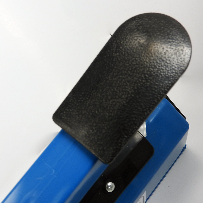 เครื่องซีลไฟฟ้าแบบกด ยาว 200 mm.สำหรับถุงพลาสติก PPและ PE 1608-115