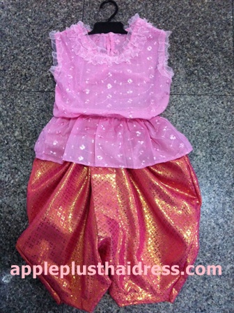 T36 ชุดไทยเด็กเสื้อคอกระเช้า+โจงกระเบนสีชมพู
