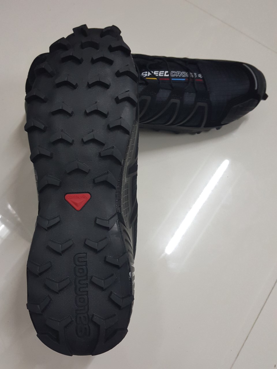 รองเท้า Salomon Gen 4