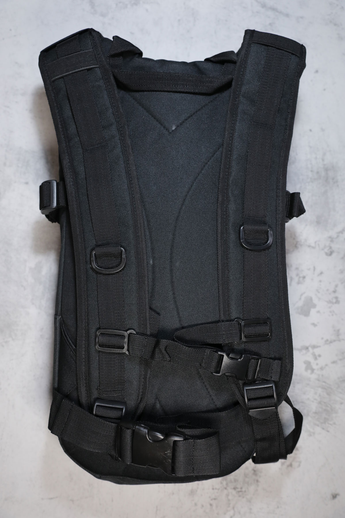 เป้น้ำสัมภาระ 20 ลิตร + ถุงน้ำ 2.5 ลิตร