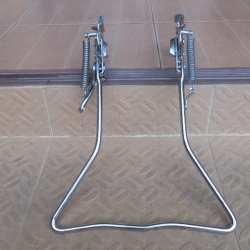 ขาตั้งคู่