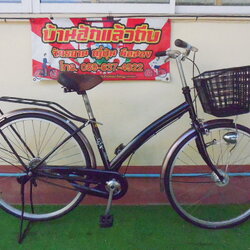 RUNESSIC รถแม่บ้าน สีดำ ไม่มีเกียร์ ไฟโซลา