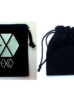 กระเป๋าผ้าหูรูด สีดำEXO