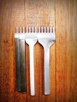 ชุดส้อมตอก ระยะฟันห่าง 4 มิล ระยะฟันกว้าง 2.0 มิล ส้อม 1+2+4+6 ฟัน รุ่นเหรียญทอง เหล็กขาวแข็ง