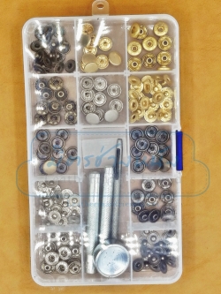 ชุดกระดุม 4 สี สำหรับผู้เริ่มต้น ขนาด 10 มิล พร้อมตัวตอก พร้อมกล่องใส่