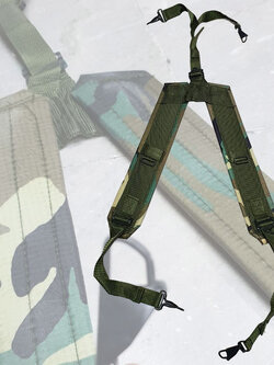 (SALE) สายโยงบ่า ลายพราง