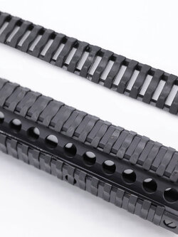 รางรถไฟ (Ris Rails)