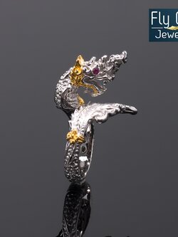 แหวนพญานาคราช คุ้มภัย เรียกโชคลาภ เป็นวัตถุมงคลที่เหมาะกับผู้ที่ปรารถนาความสุขสมหวัง