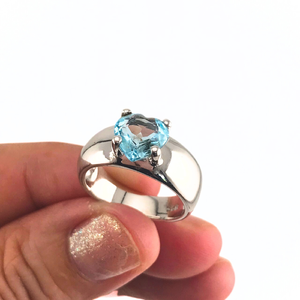 แหวนเงินแท้ พลอยบลูโทแพสแท้(ราศีธนู)