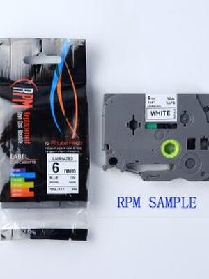 6mm TZA-213 - TZE-213 อักษรสีน้ำเงิน พื้นหลังสีขาว